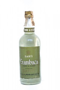 Immagine della bottiglia della sambuca sarti